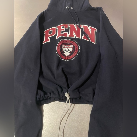 University of Pennsylvania drawstring hoodie sweatshirt - Picture 2 of 4